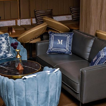 Hotel M'Rode لومي المظهر الخارجي الصورة