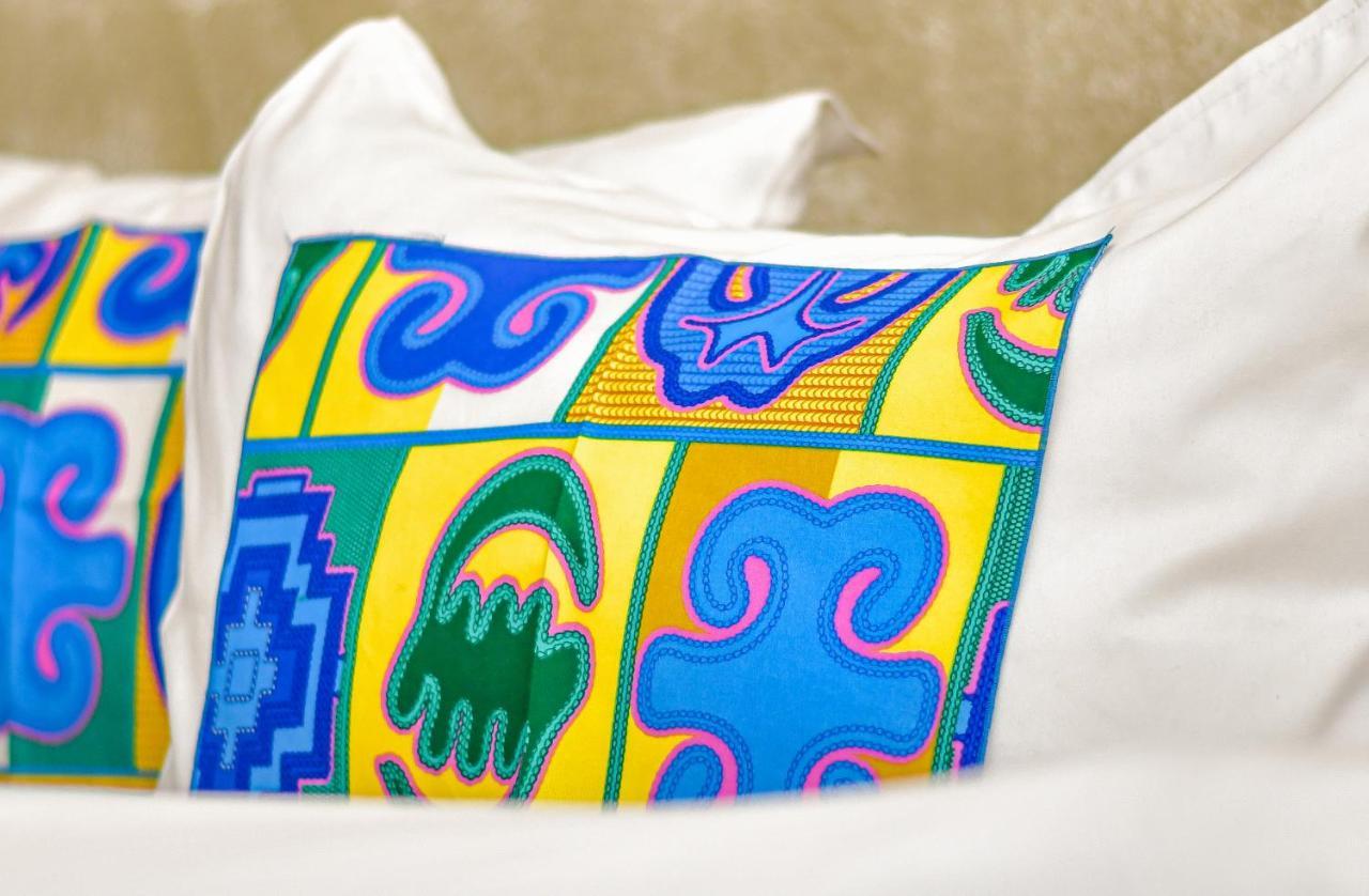 Hotel M'Rode لومي المظهر الخارجي الصورة