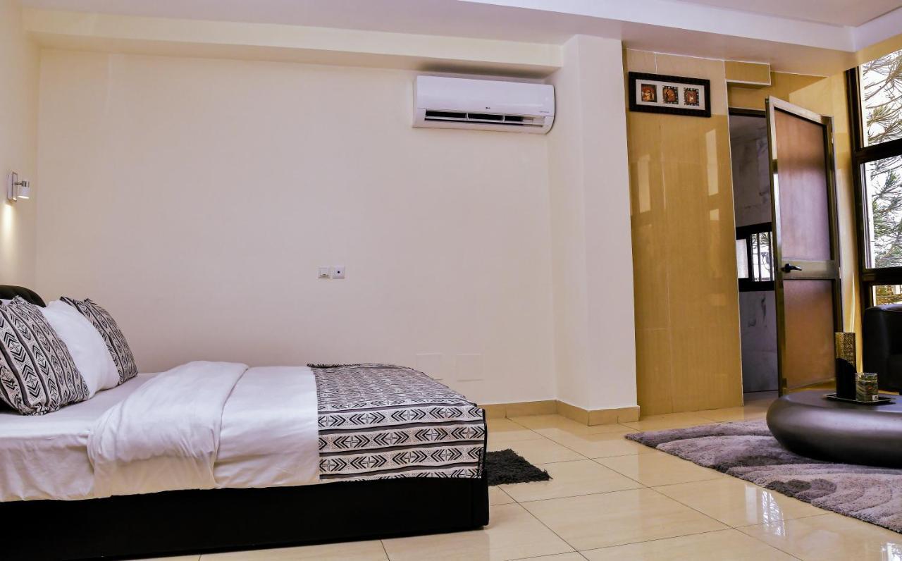Hotel M'Rode لومي المظهر الخارجي الصورة
