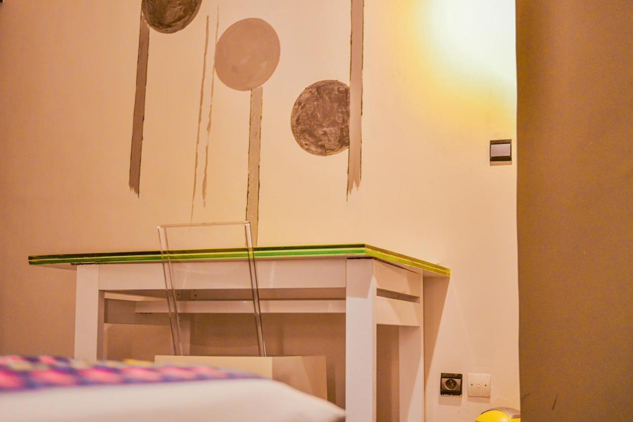 Hotel M'Rode لومي المظهر الخارجي الصورة