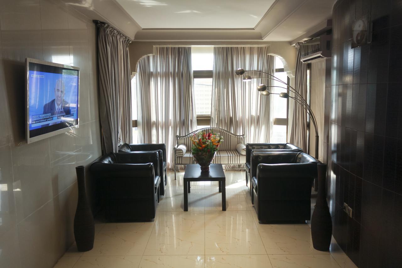 Hotel M'Rode لومي المظهر الخارجي الصورة